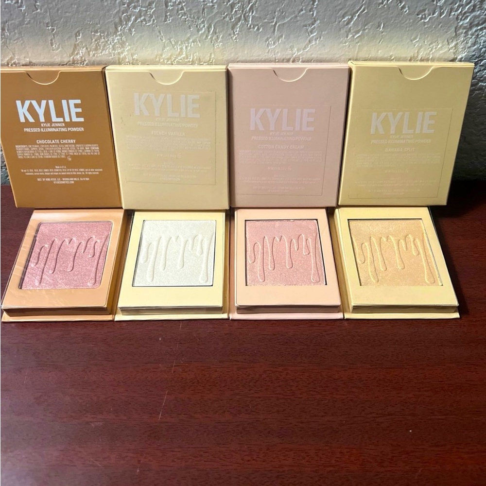 Kylie cosmetics (Brand New)